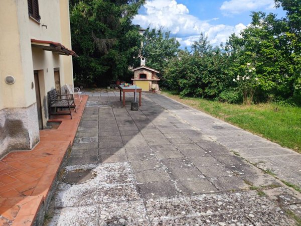 appartamento in vendita a Montevarchi in zona Levane