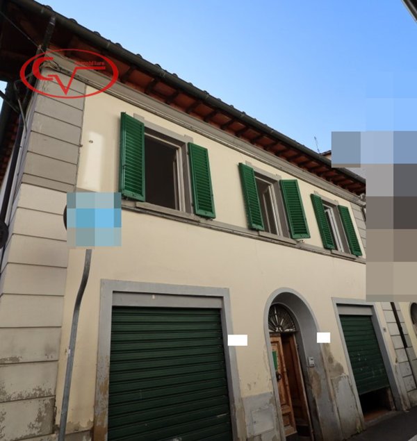 casa indipendente in vendita a Montevarchi