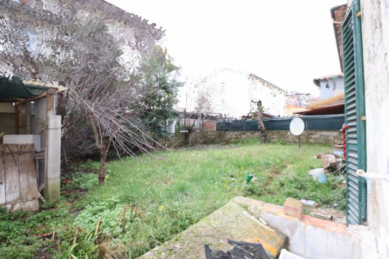 casa indipendente in vendita a Montevarchi
