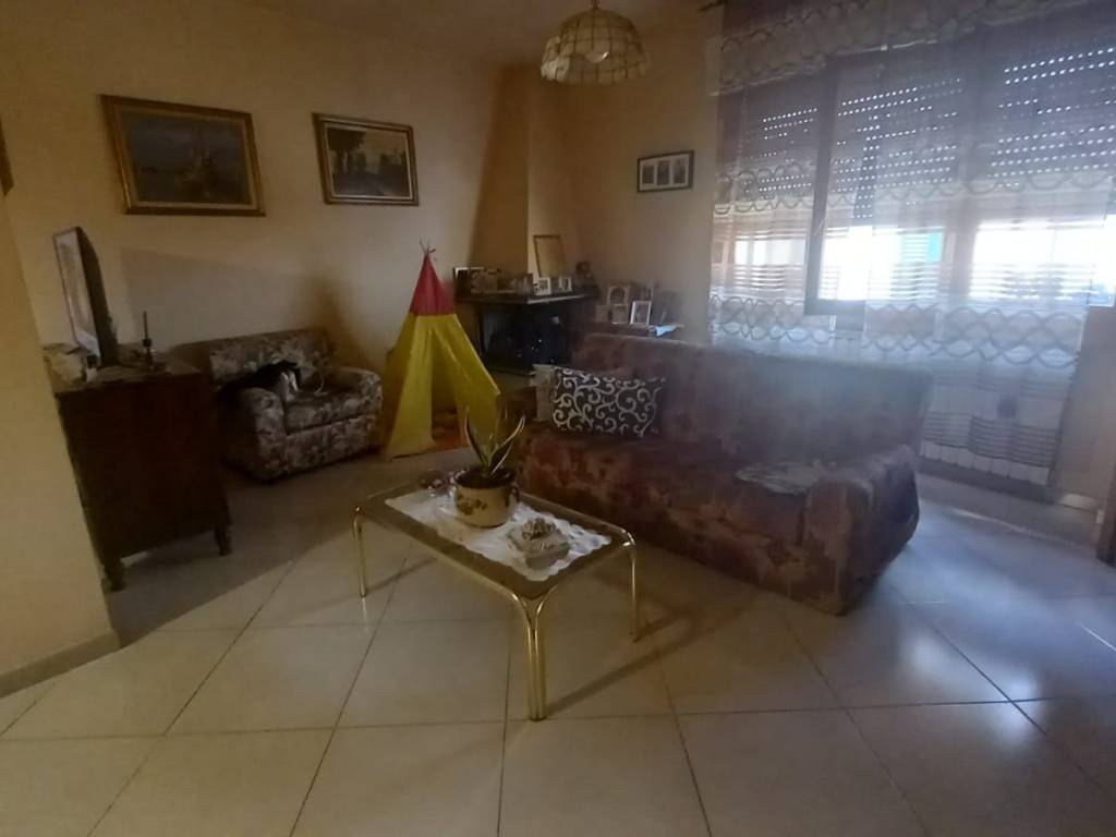 appartamento in vendita a Montevarchi in zona Levane