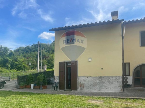 appartamento in vendita a Montevarchi