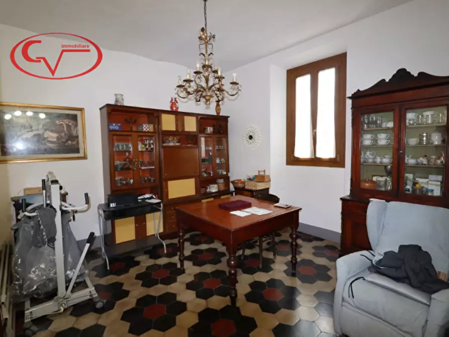 casa indipendente in vendita a Montevarchi