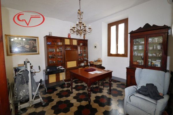 casa indipendente in vendita a Montevarchi