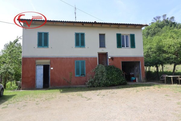 casa indipendente in vendita a Montevarchi