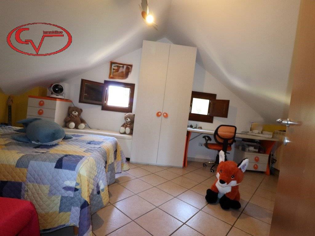 appartamento in vendita a Montevarchi in zona Levane