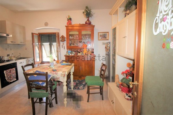 appartamento in vendita a Montevarchi in zona Levanella