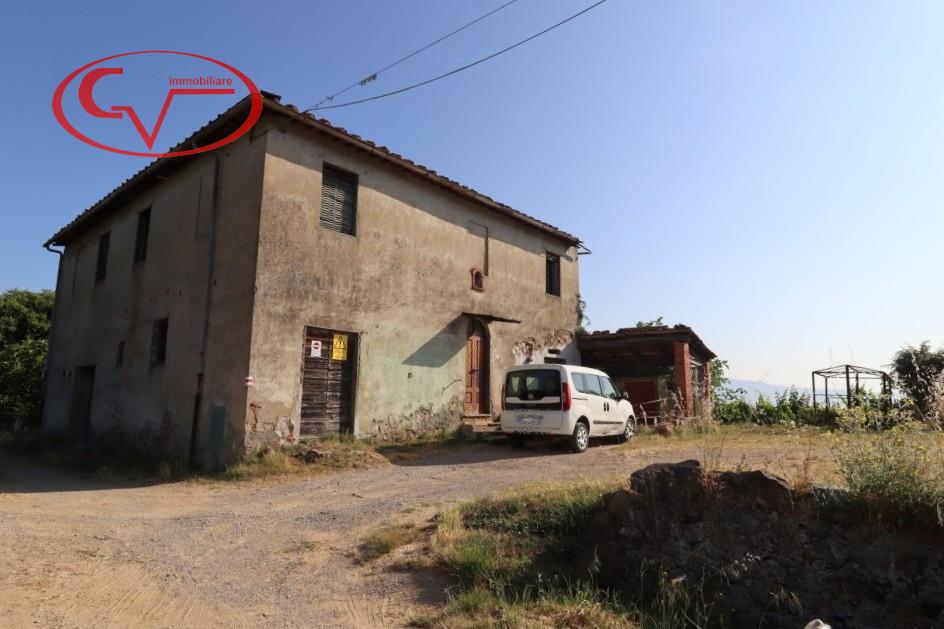 casa indipendente in vendita a Montevarchi