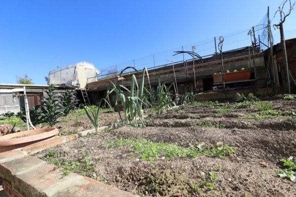 appartamento in vendita a Montevarchi in zona Levane