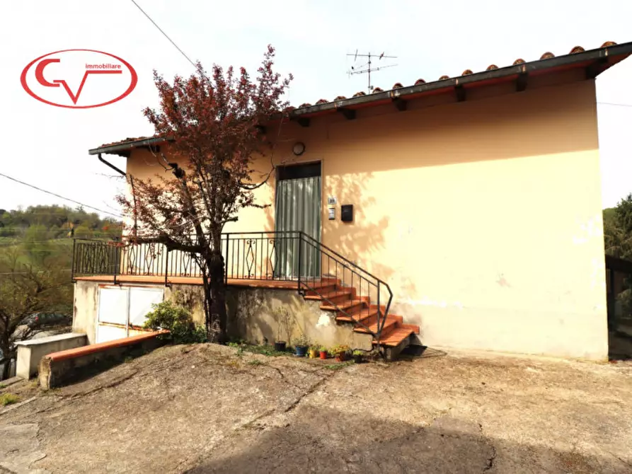 casa indipendente in vendita a Montevarchi