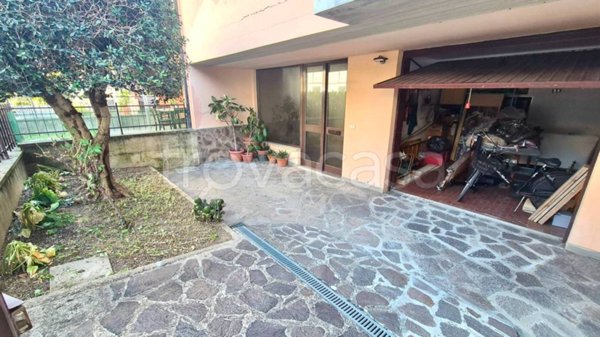 casa indipendente in vendita a Montevarchi