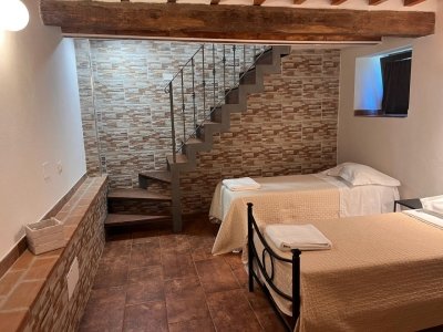 casa indipendente in vendita a Montevarchi