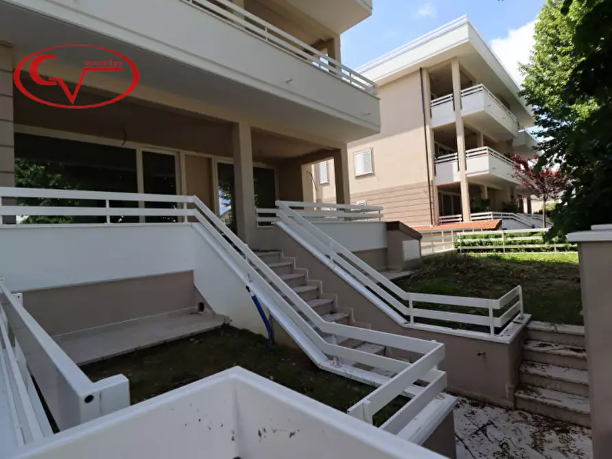 casa indipendente in vendita a Montevarchi