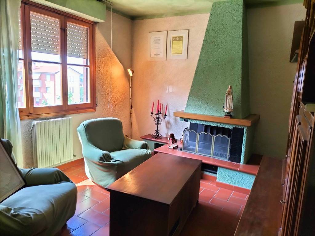 casa indipendente in vendita a Montevarchi in zona Levane
