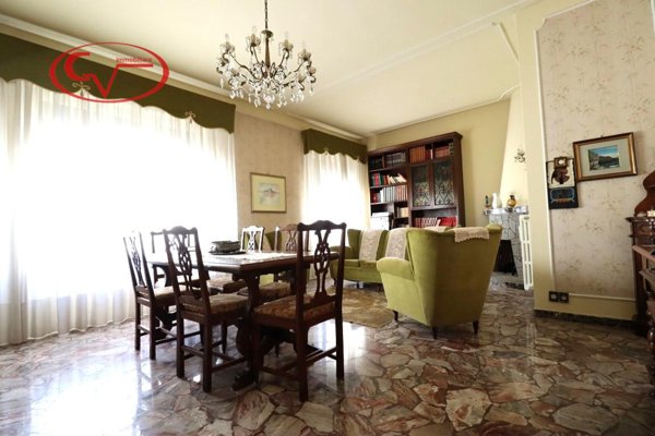 casa indipendente in vendita a Montevarchi