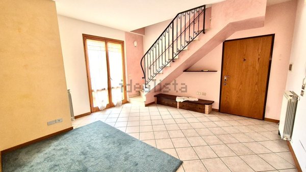 appartamento in vendita a Montevarchi in zona Levane