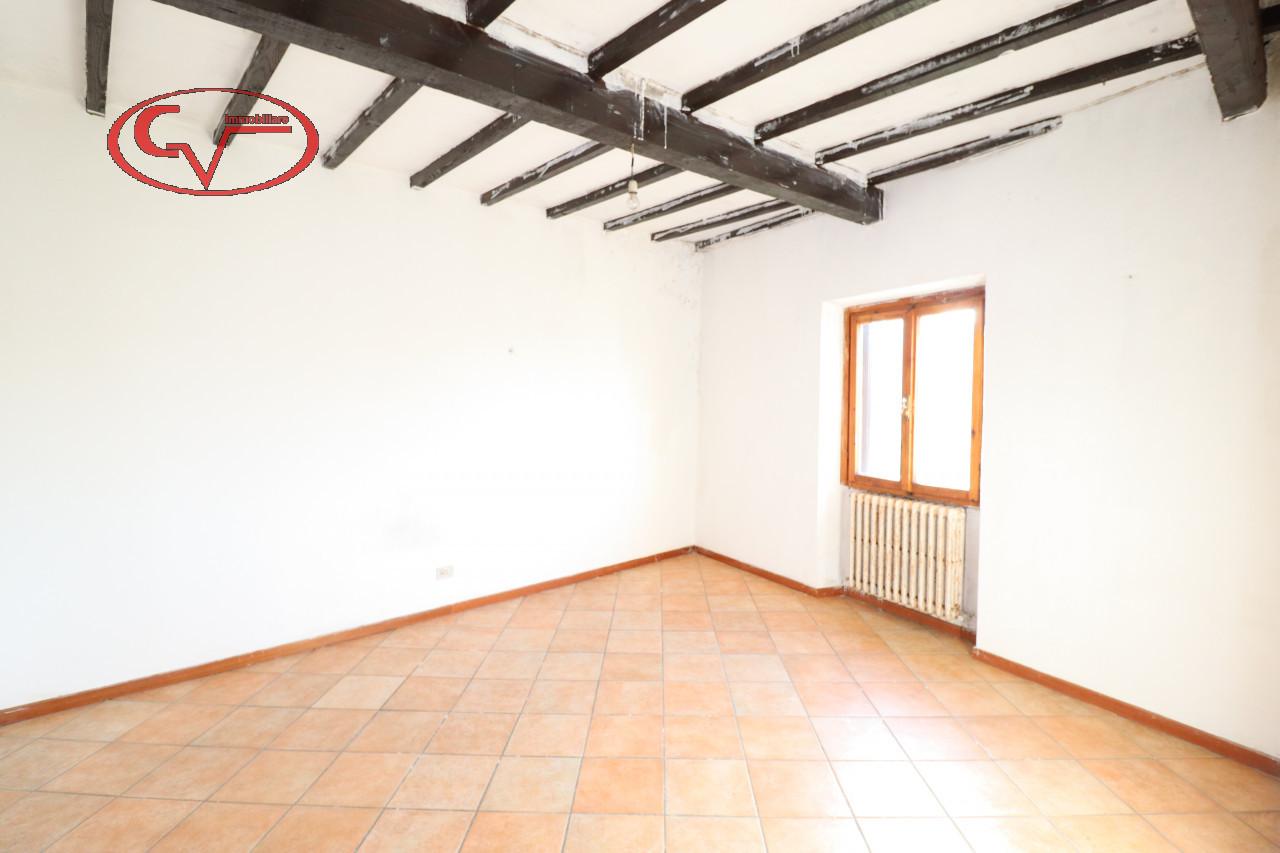 appartamento in vendita a Montevarchi in zona Levane