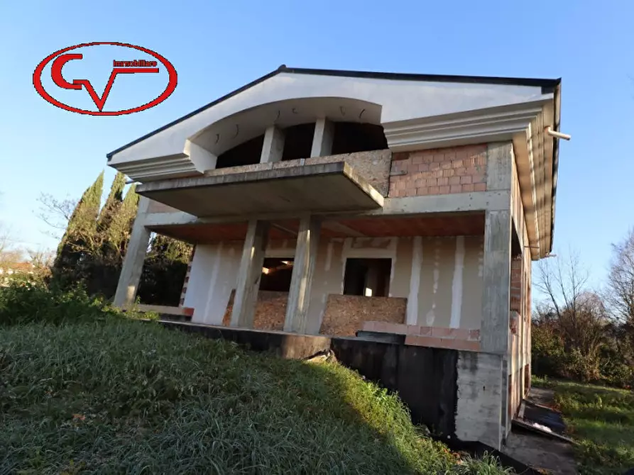 casa indipendente in vendita a Montevarchi