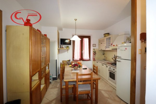 appartamento in vendita a Montevarchi in zona Levane