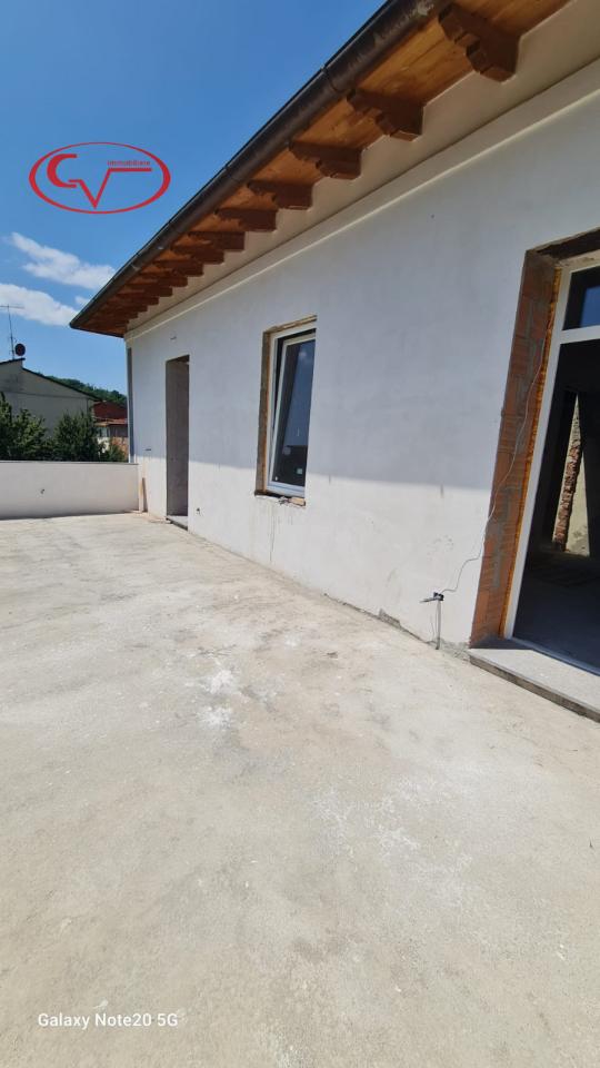 casa indipendente in vendita a Montevarchi