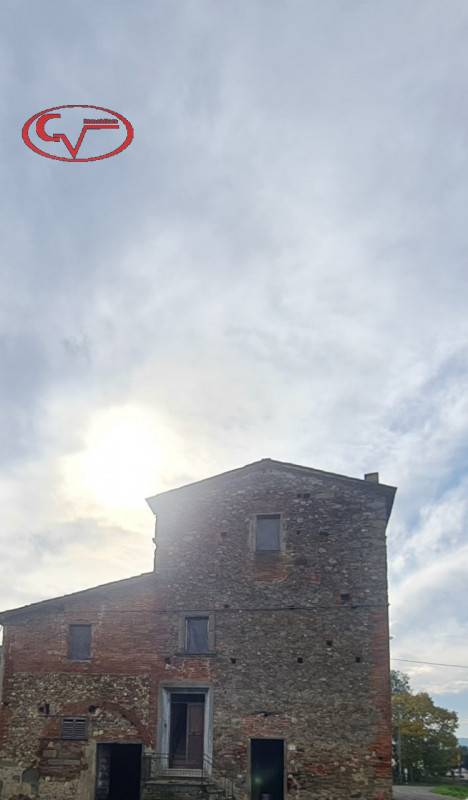 casa indipendente in vendita a Montevarchi