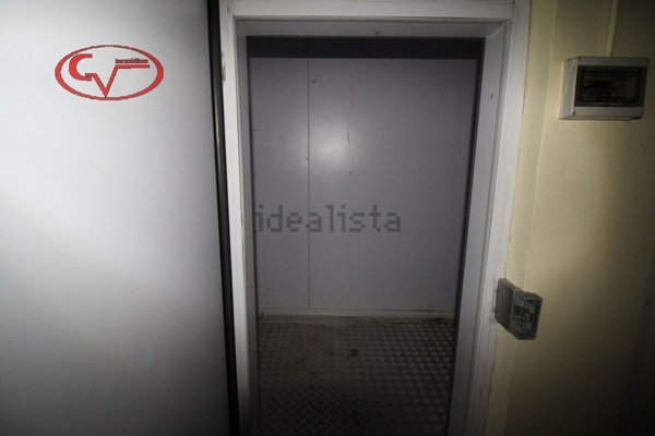 locale commerciale in vendita a Montevarchi