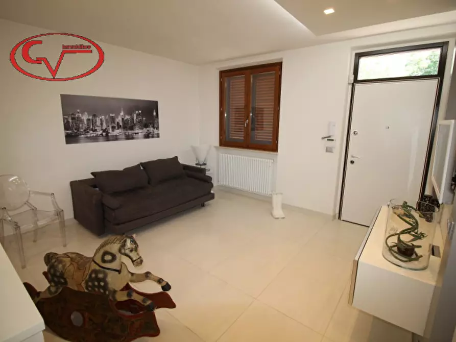 casa indipendente in vendita a Montevarchi