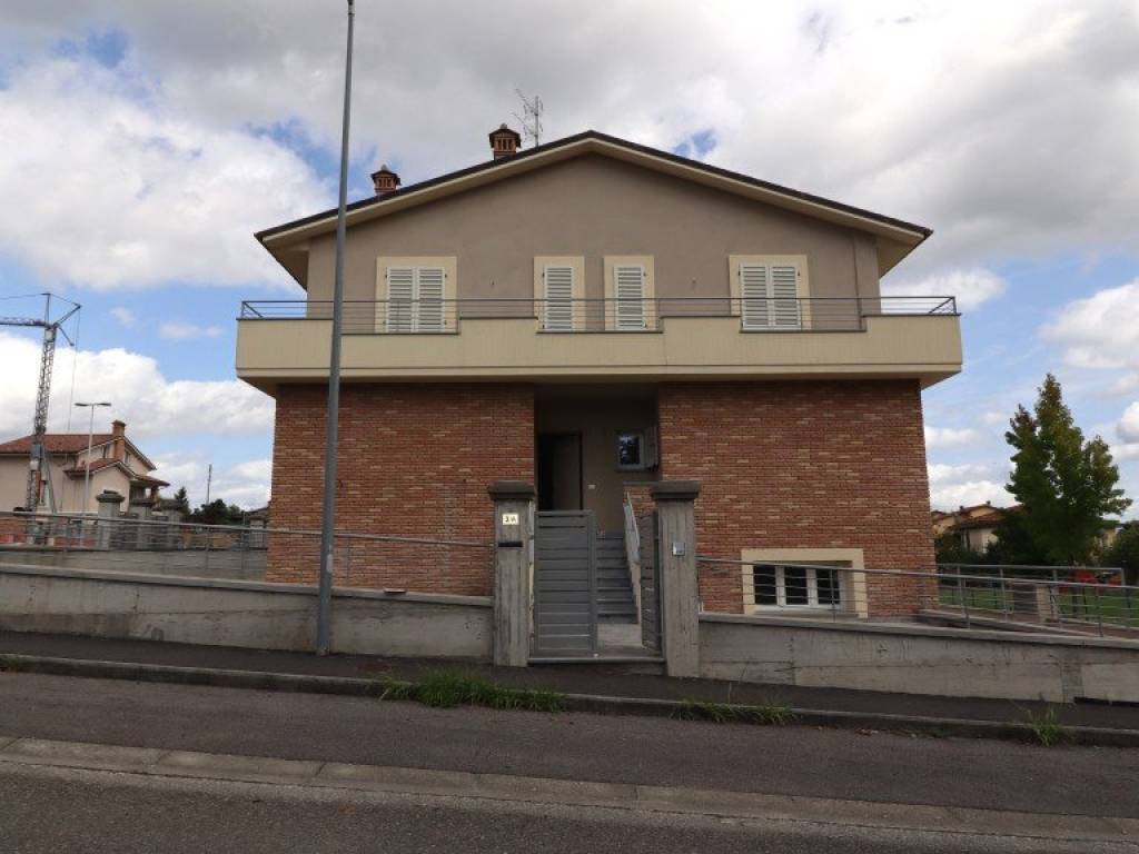 casa indipendente in vendita a Montevarchi