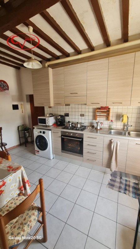 appartamento in vendita a Montevarchi in zona Levanella