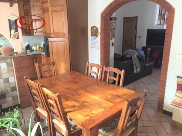 appartamento in vendita a Montevarchi in zona Caposelvi