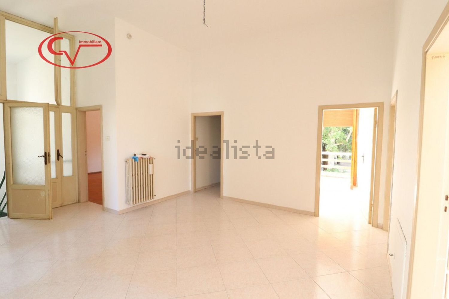 casa indipendente in vendita a Montevarchi