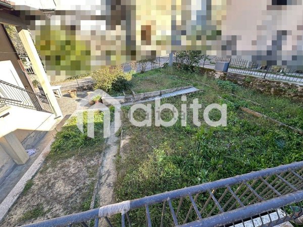 casa indipendente in vendita a Montevarchi in zona Caposelvi