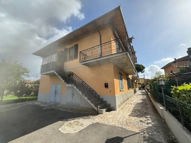 appartamento in vendita a Montevarchi