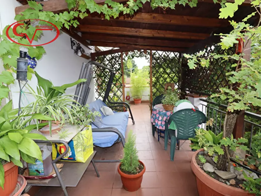 casa indipendente in vendita a Montevarchi