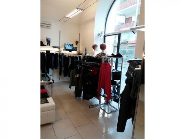 negozio in vendita a Montevarchi