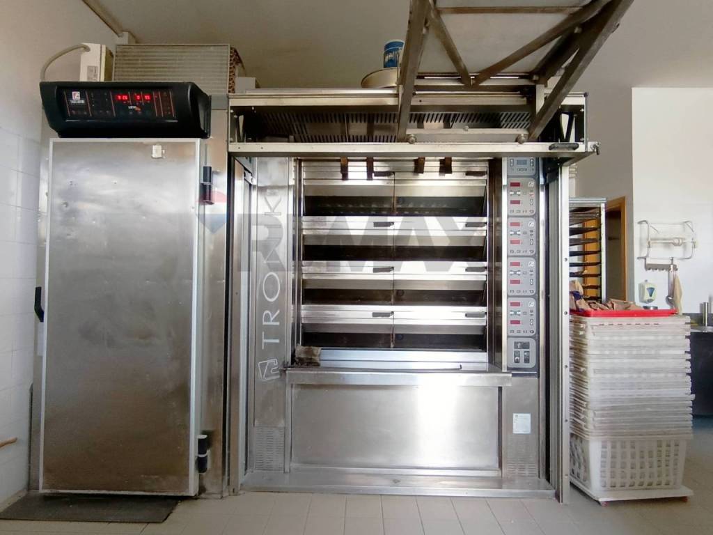 negozio in vendita a Montevarchi