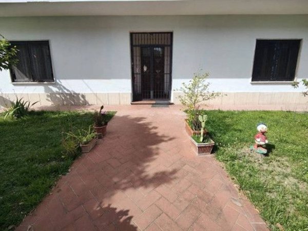 casa indipendente in vendita a Montevarchi