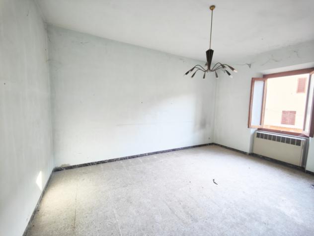 casa indipendente in vendita a Montevarchi