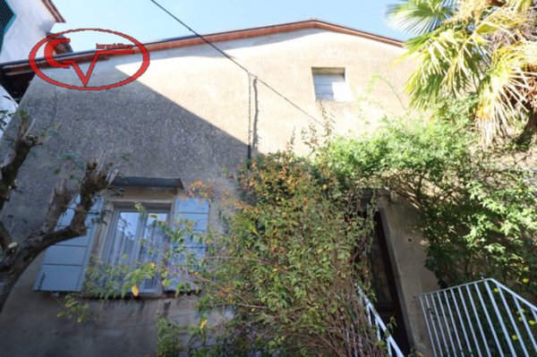 casa indipendente in vendita a Montevarchi in zona Moncioni
