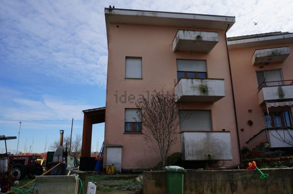 casa indipendente in vendita a Montevarchi in zona Levanella