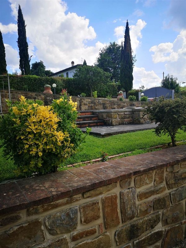 casale in vendita a Montevarchi