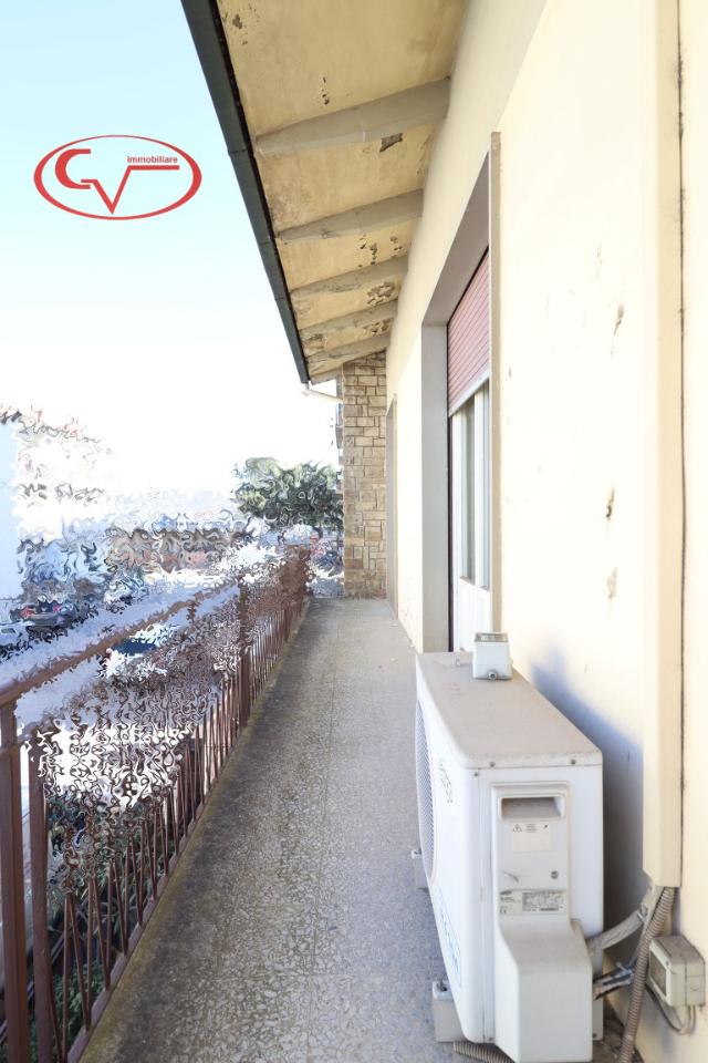 casa indipendente in vendita a Montevarchi