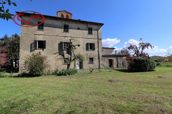 casa indipendente in vendita a Montevarchi