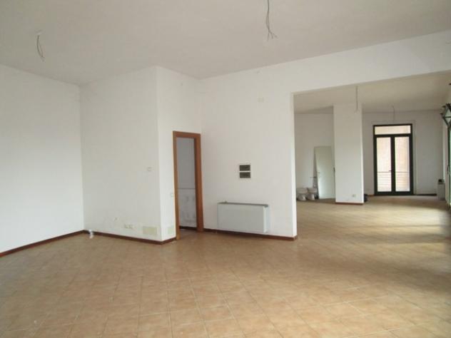 ufficio in vendita a Montevarchi