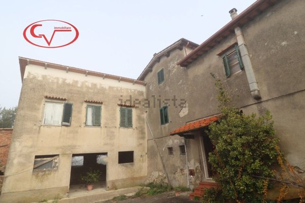 casale in vendita a Montevarchi