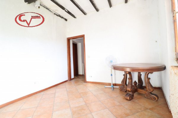 appartamento in vendita a Montevarchi in zona Levane