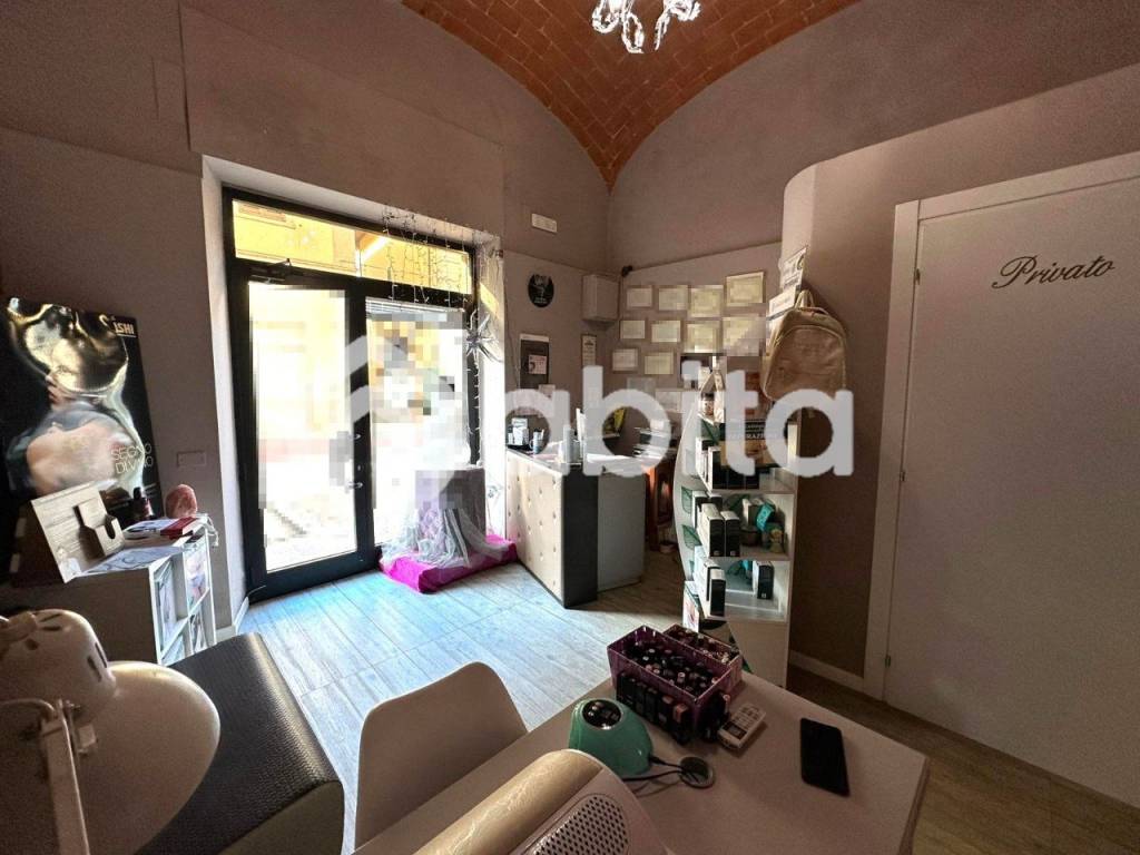 negozio in vendita a Montevarchi