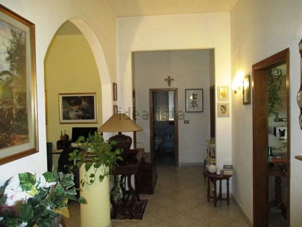 casa indipendente in vendita a Montevarchi