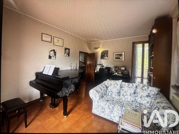 casa indipendente in vendita a Montevarchi