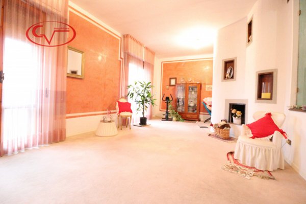 appartamento in vendita a Montevarchi in zona Levane