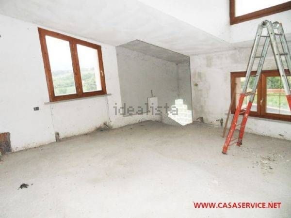 casa indipendente in vendita a Montevarchi in zona Levanella